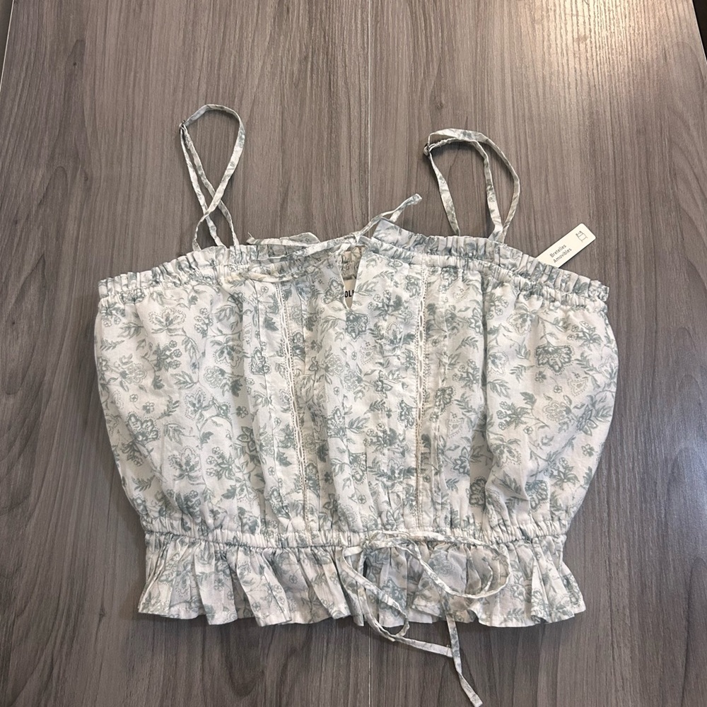 NWT HOLLISTER TOP